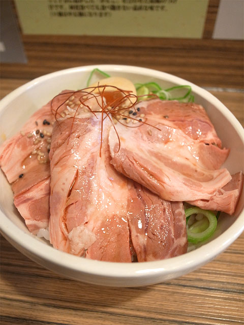 160521麺屋さくら-チャーシュー丼