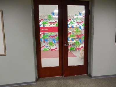 国会図書館子ども用コーナードア