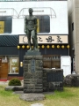 JR米沢駅　青年の像