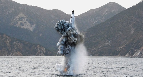 北朝鮮　ミサイル