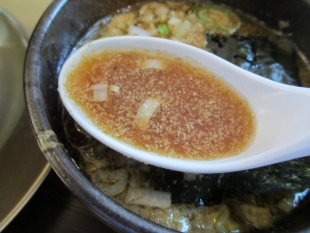 ふじの新津　つけそば　つけ汁 (2)