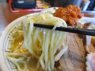 武蔵女池　ｶﾗｼ味噌ﾗｰﾒﾝ　麺