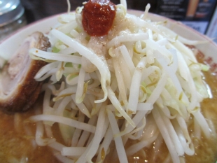 のろし安田　味噌ﾗｰﾒﾝ肉１　野菜
