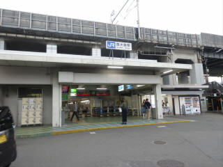 JR京都線西大路駅