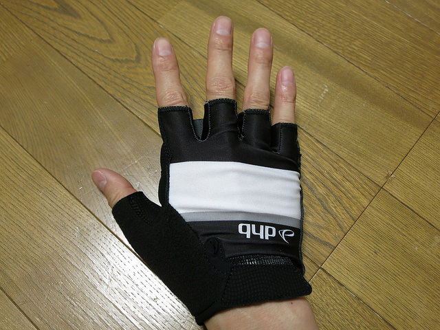 dhb-Classic_Short_Finger_Glove_12.jpg